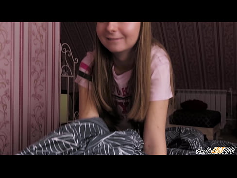 ❤️ Blondie suger BFF's dypt og får sperm i munnen Hard porno hos oss no.porn-evooli.ru ☑