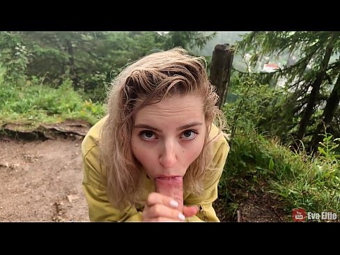 ❤️ Jente svelger cum etter en offentlig blowjob - Eva Elfi Hard porno hos oss no.porn-evooli.ru ☑